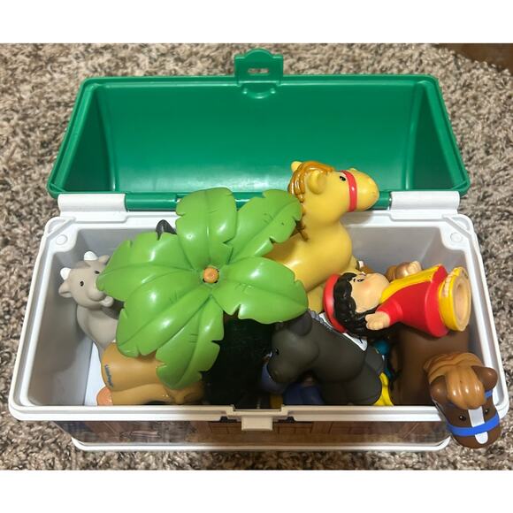 Fisher-Price Other - Fisher-Price Little People On-The-Go Nativity Christmas Manger Story Travel Box